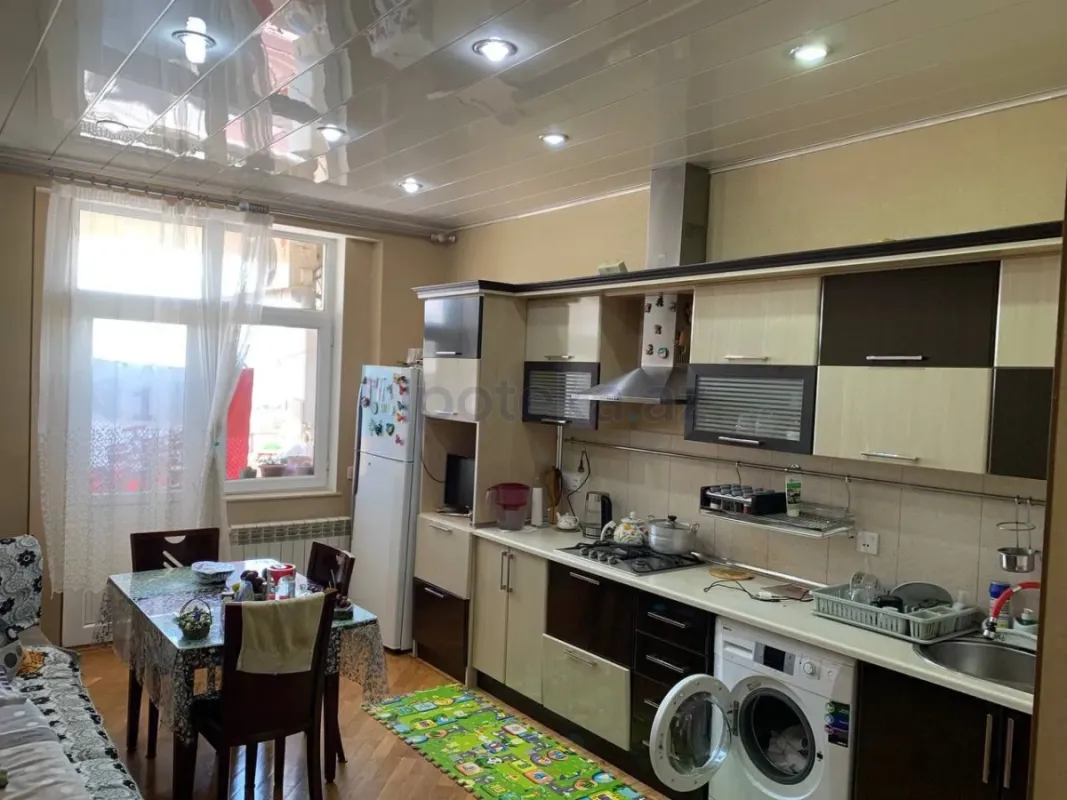 Satılır 3 otaqlı yeni tikili 118 m²