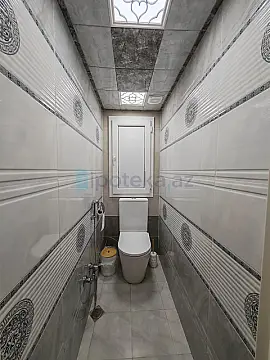 Satılır 2 otaqlı köhnə tikili 60 m²