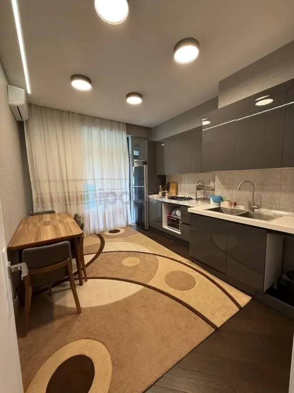 Satılır 3 otaqlı yeni tikili 105 m²
