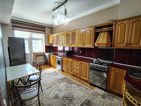 Satılır 3 otaqlı yeni tikili 124 m²
