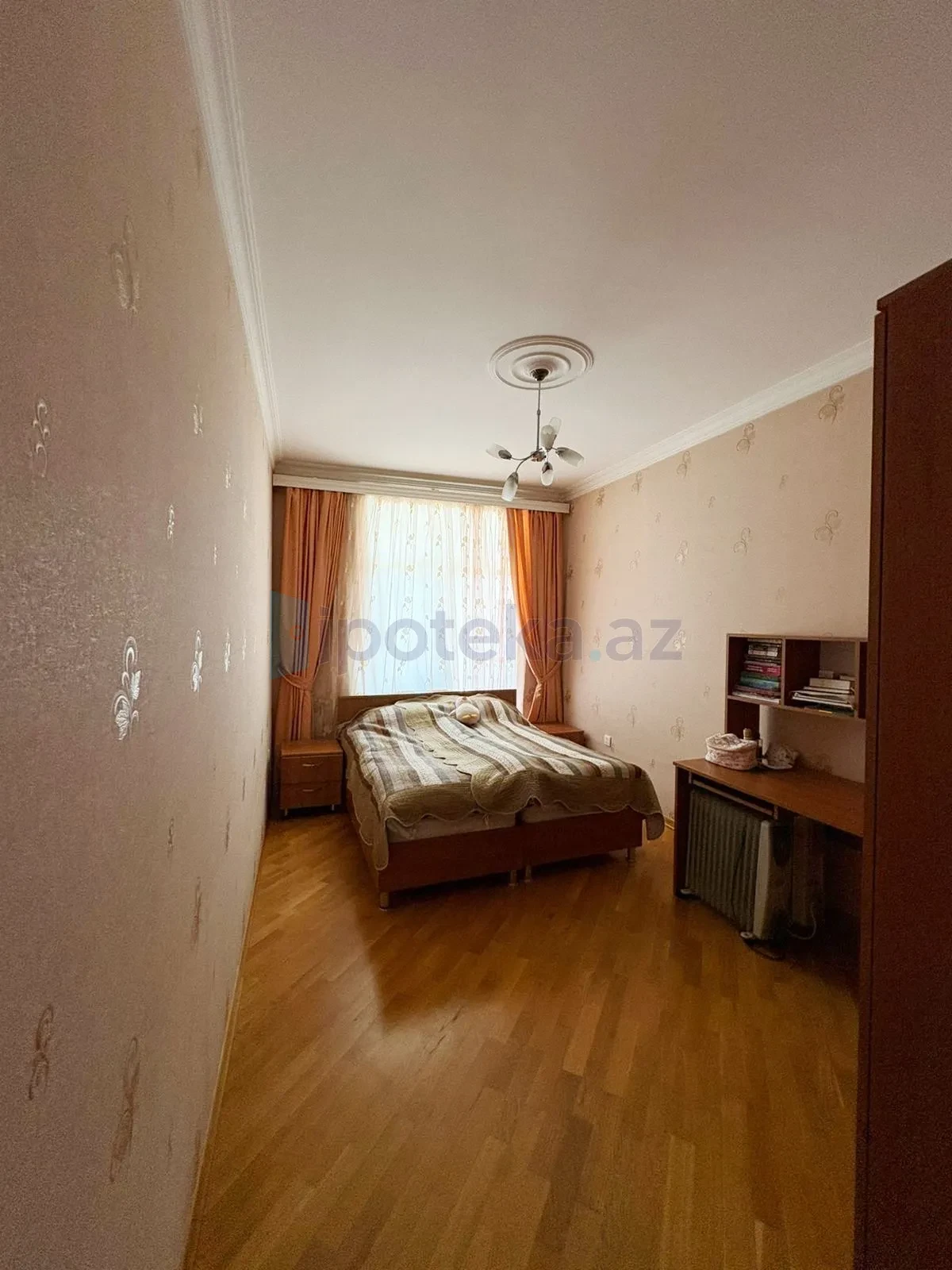 Satılır 3 otaqlı yeni tikili 120 m²