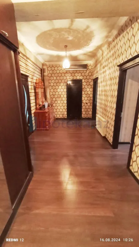 Satılır 4 otaqlı yeni tikili 120 m²