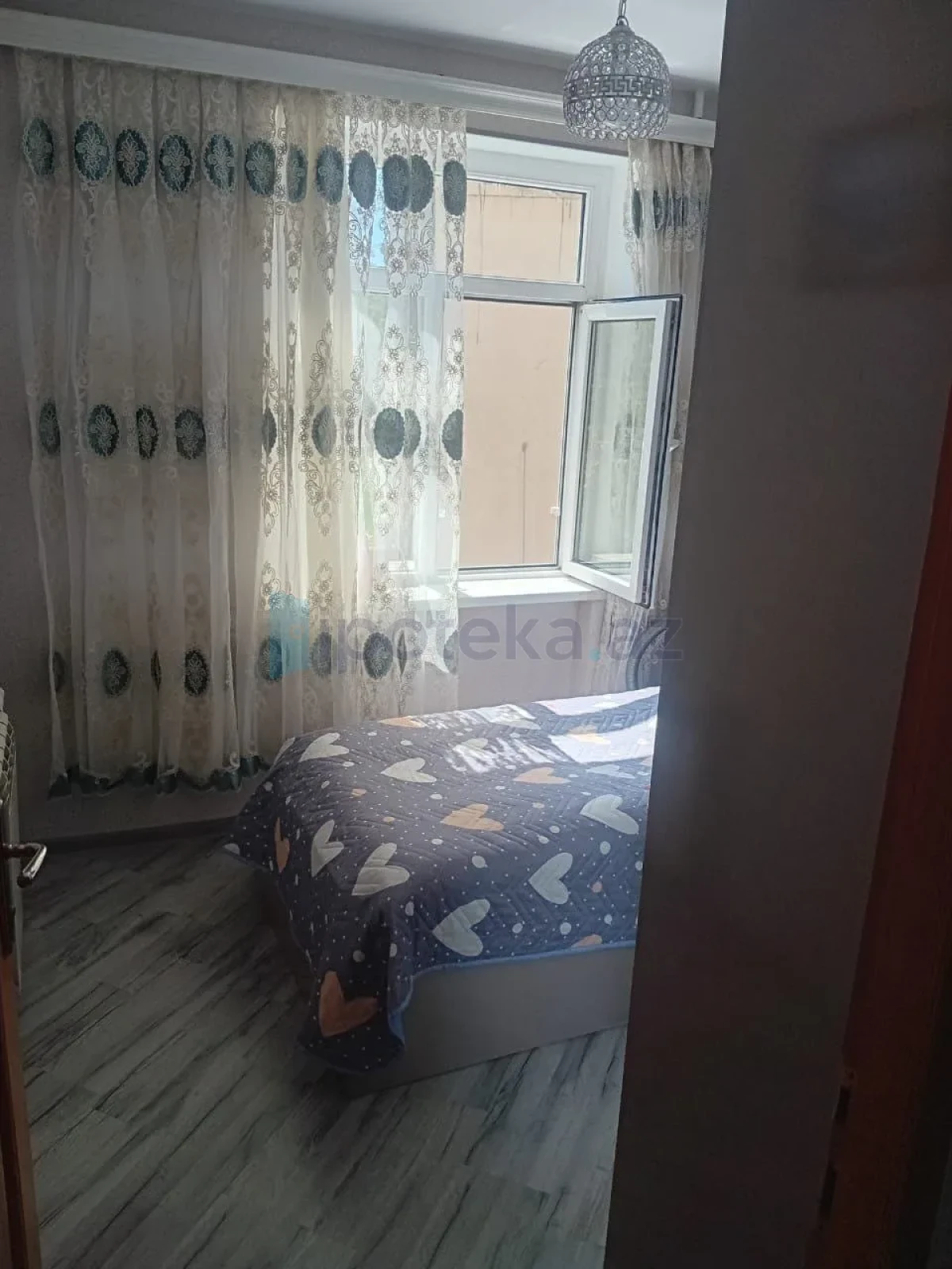 Satılır 2 otaqlı köhnə tikili 34.4 m²