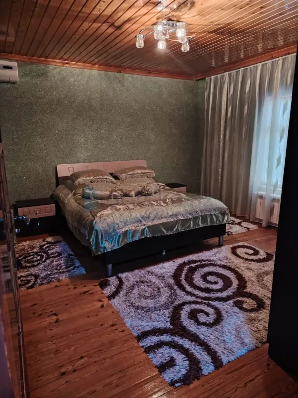 Satılır 3 otaqlı həyət evi 100 m²