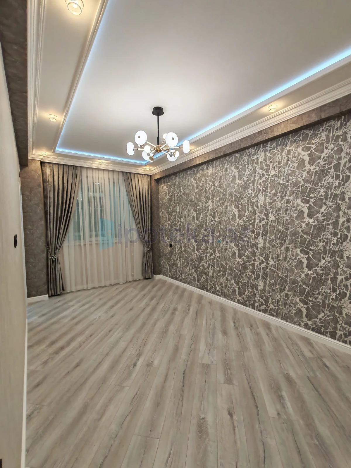 Satılır 3 otaqlı yeni tikili 78 m²