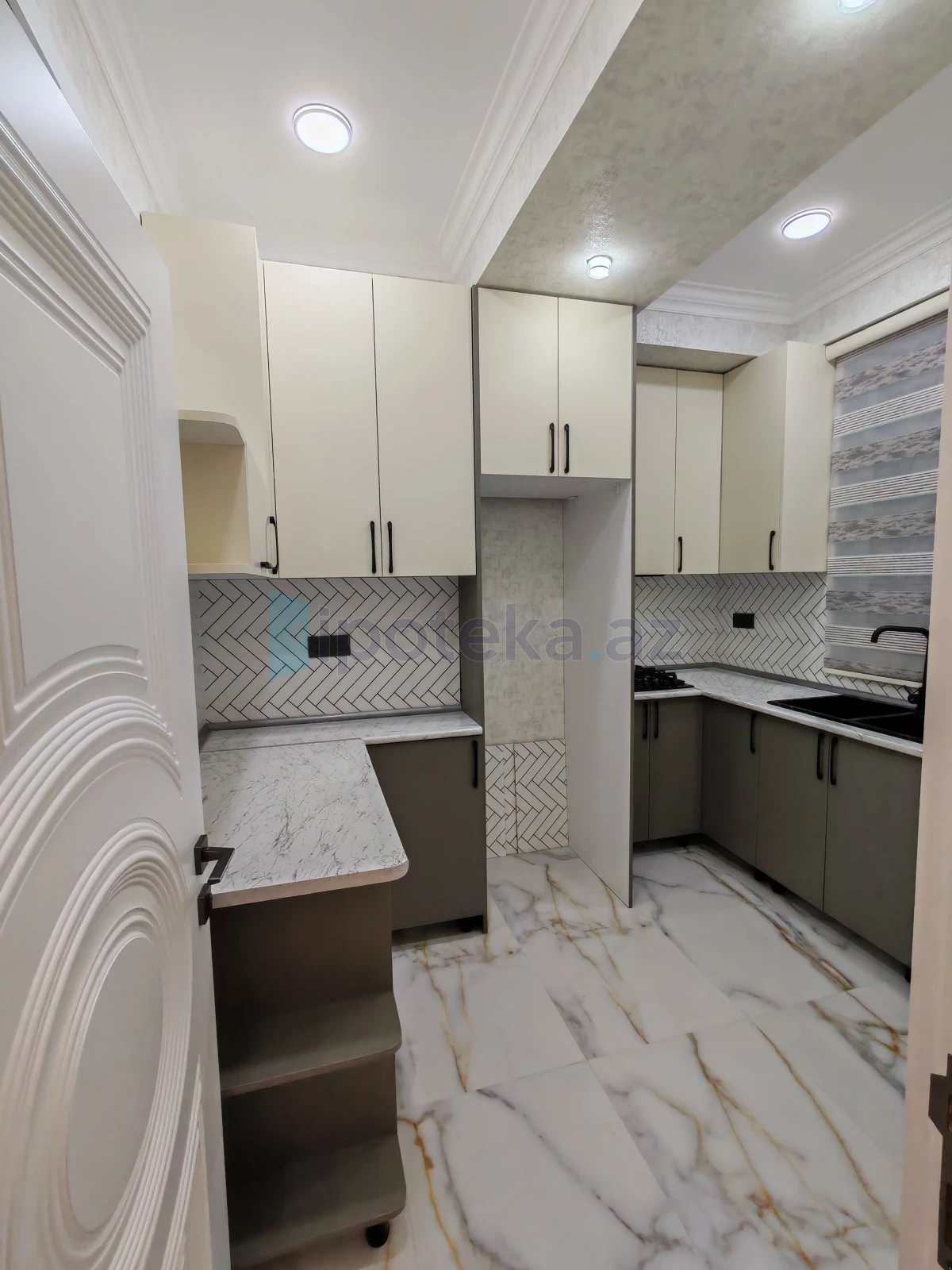 Satılır 3 otaqlı yeni tikili 78 m²