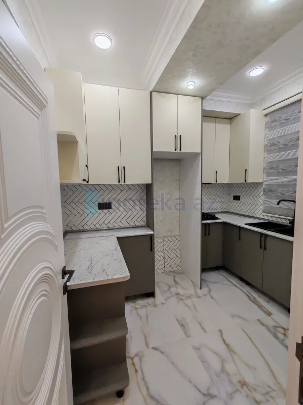 Satılır 3 otaqlı yeni tikili 78 m²