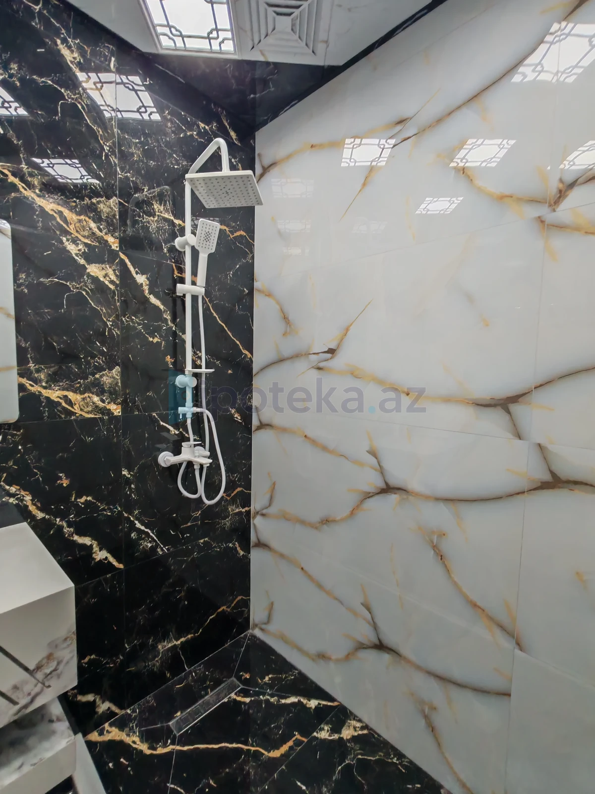 Satılır 3 otaqlı yeni tikili 78 m²