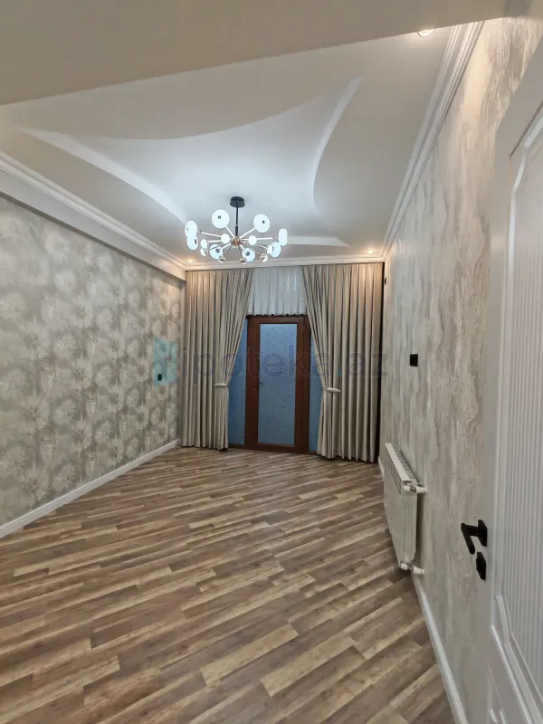 Satılır 2 otaqlı yeni tikili 64 m²