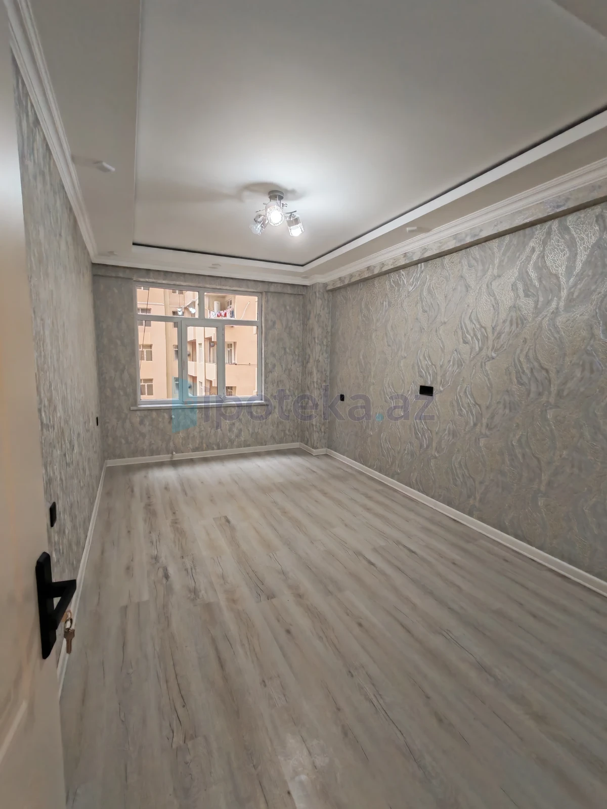 Satılır 2 otaqlı yeni tikili 62 m²