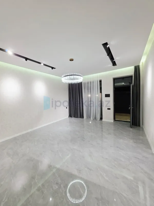 Satılır 4 otaqlı mənzil 110 m²
