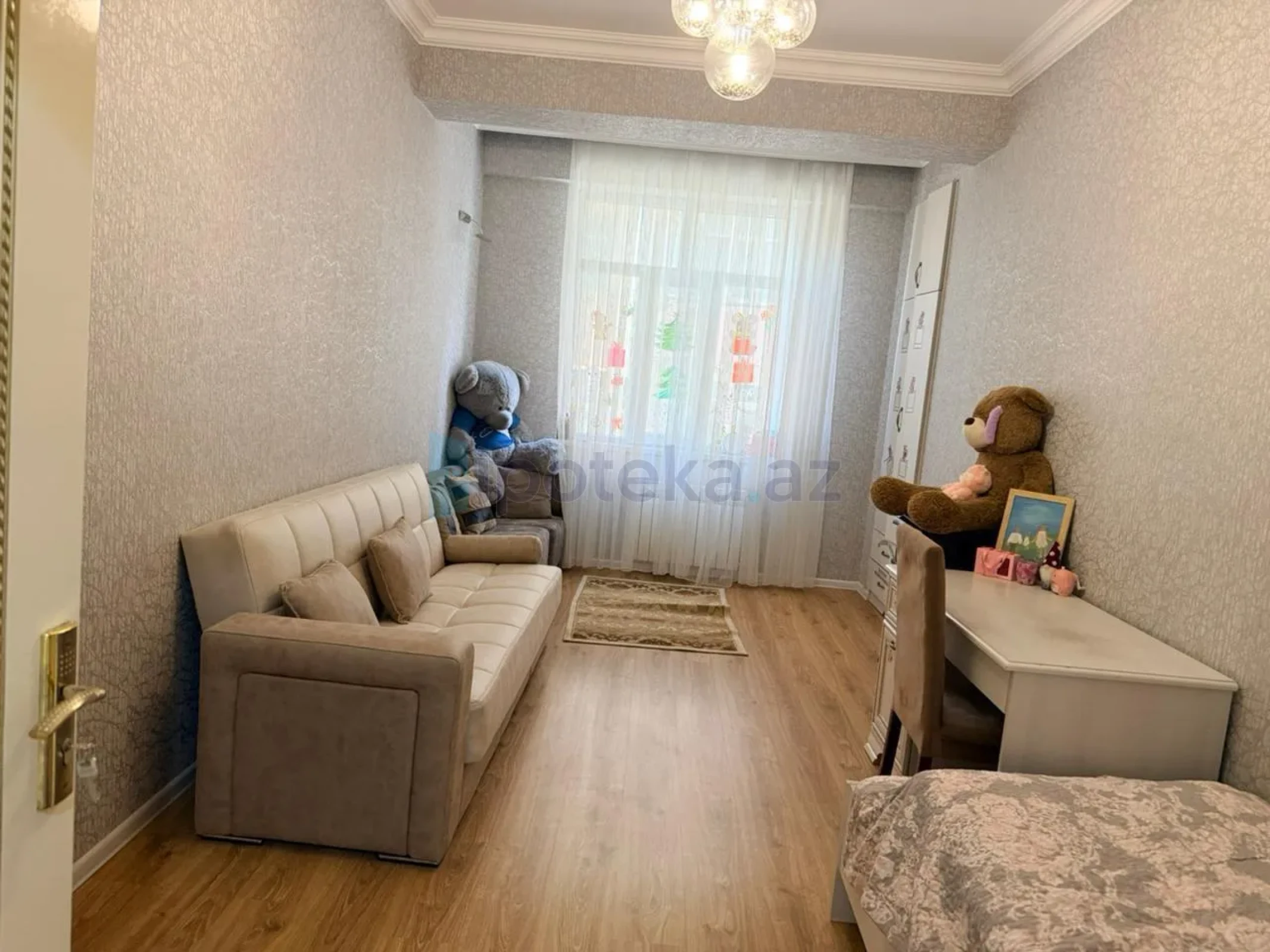 Satılır 3 otaqlı yeni tikili 100 m²