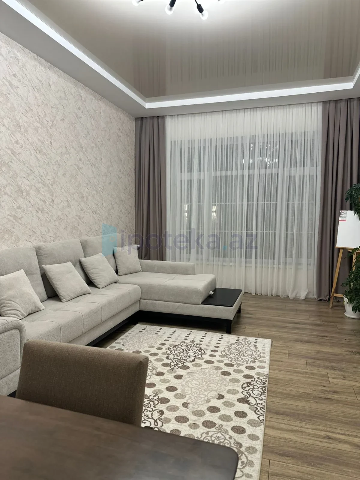 Satılır 4 otaqlı həyət evi 130 m²