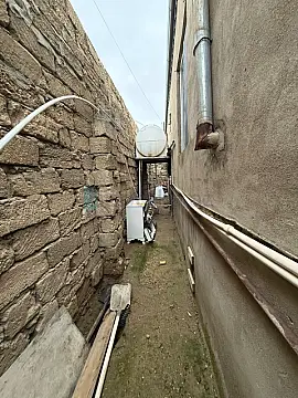 Satılır 4 otaqlı həyət evi 90 m²