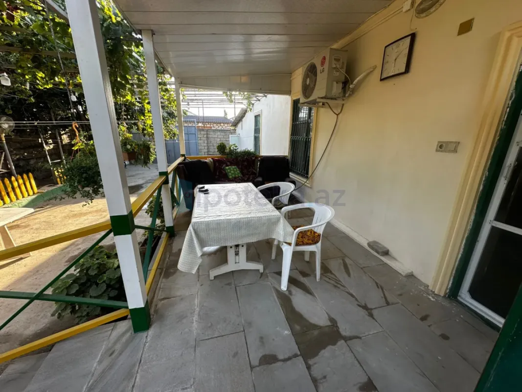 Satılır 4 otaqlı həyət evi 120 m²