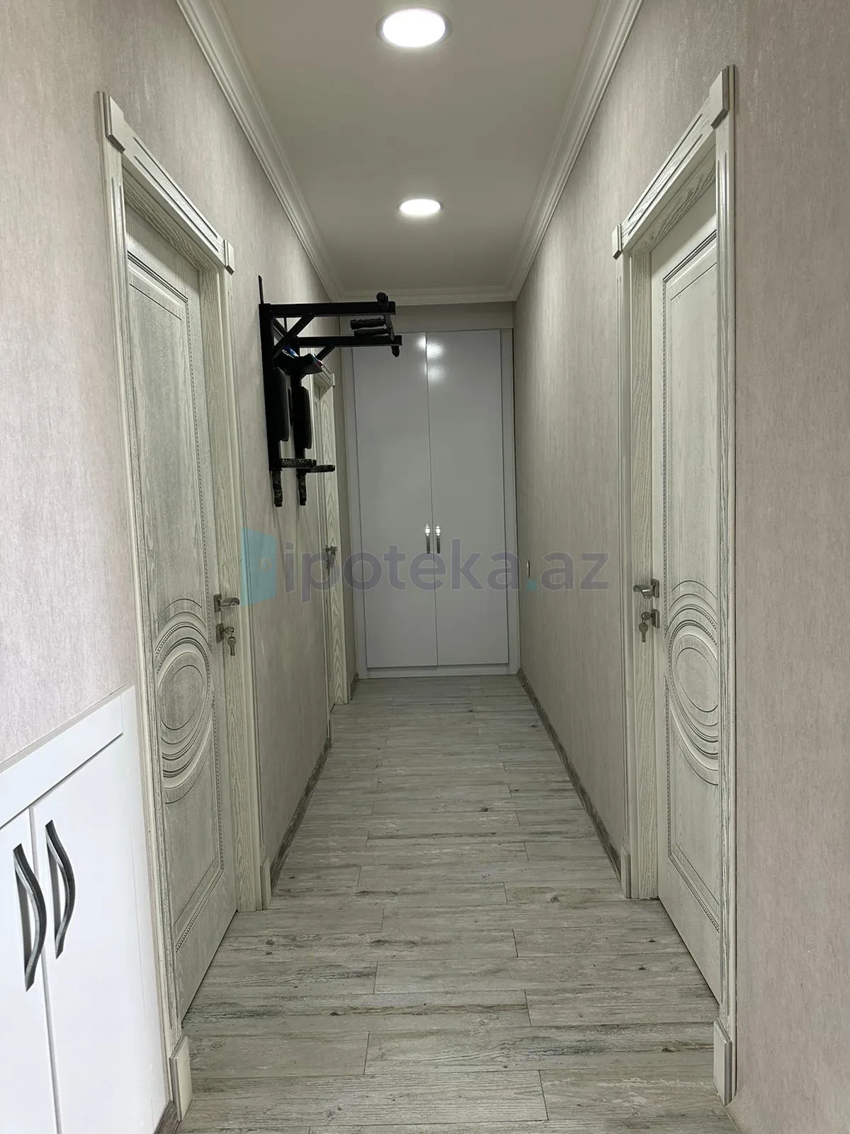 Satılır 3 otaqlı köhnə tikili 90 m²