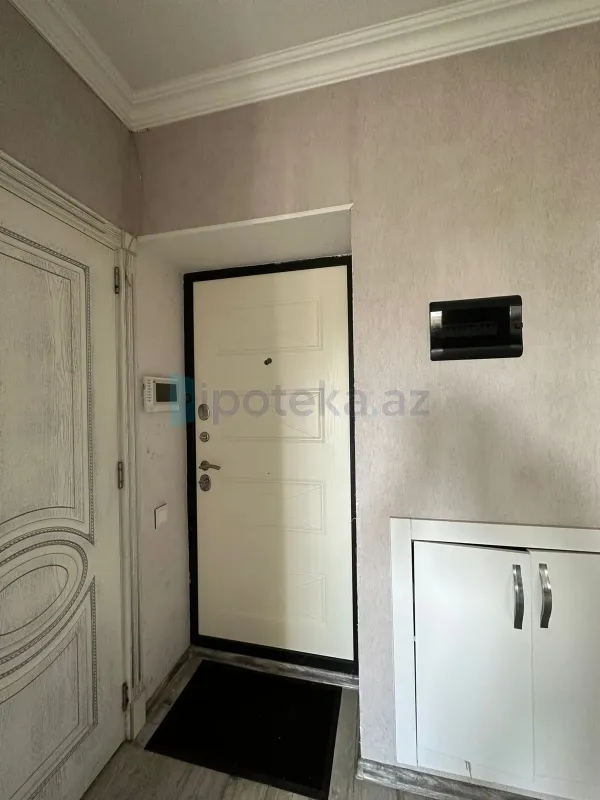 Satılır 3 otaqlı köhnə tikili 90 m²