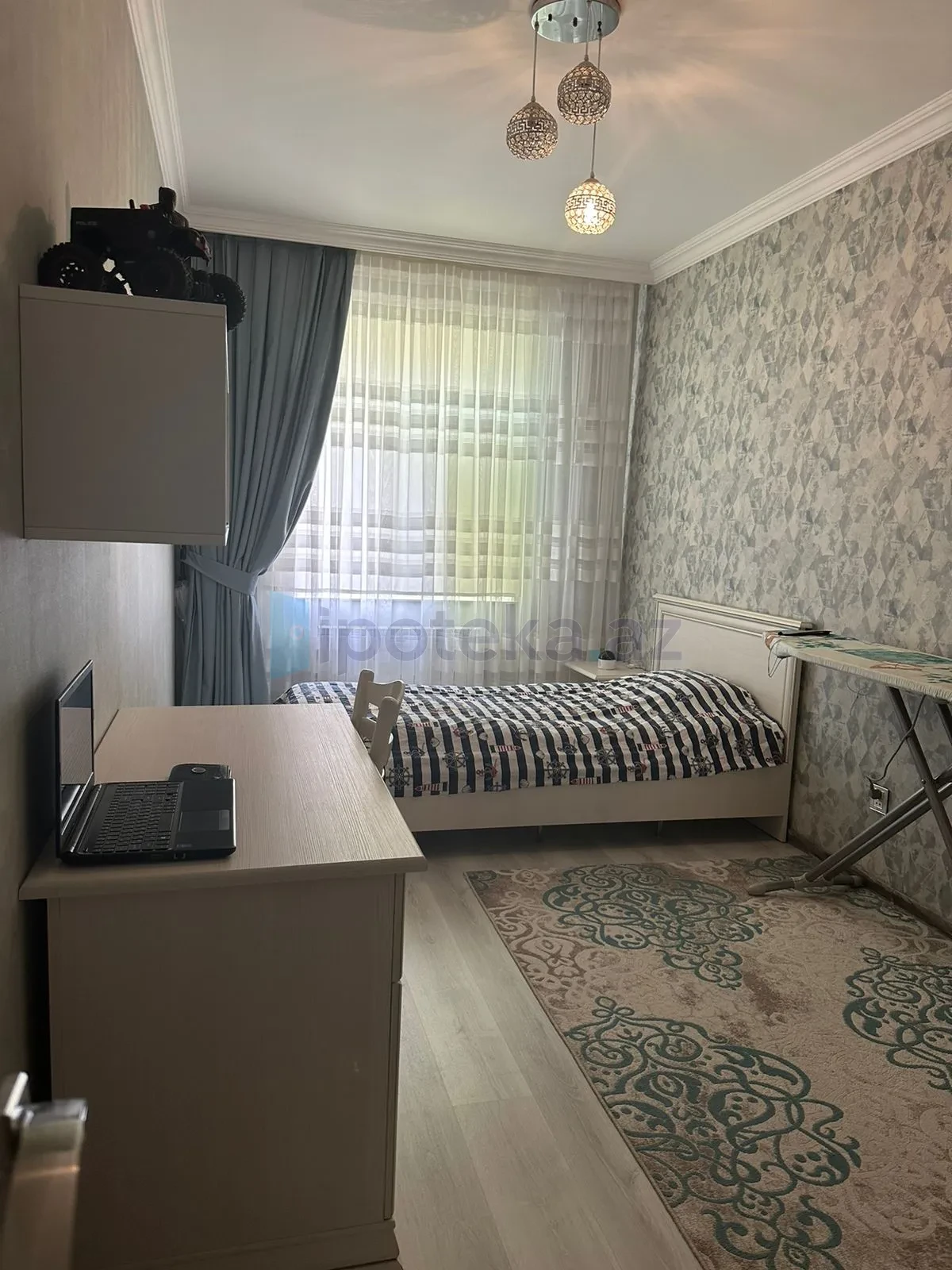 Satılır 3 otaqlı köhnə tikili 90 m²