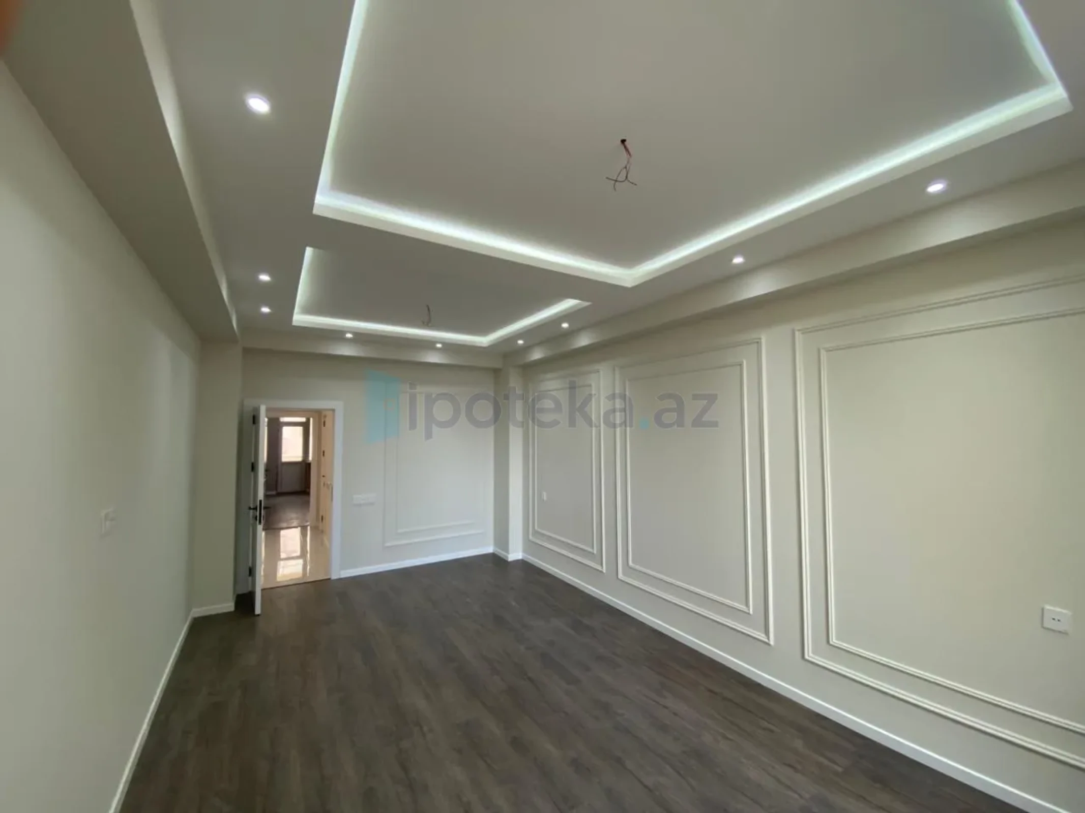 Satılır 3 otaqlı yeni tikili 115 m²