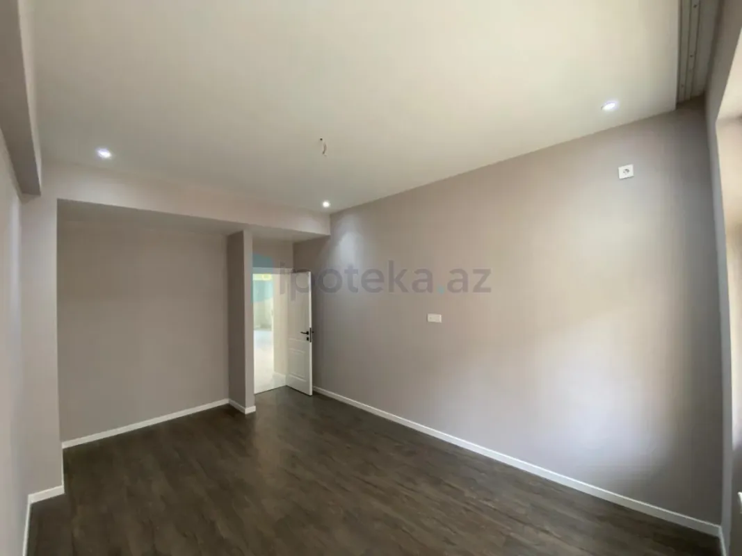 Satılır 3 otaqlı yeni tikili 115 m²