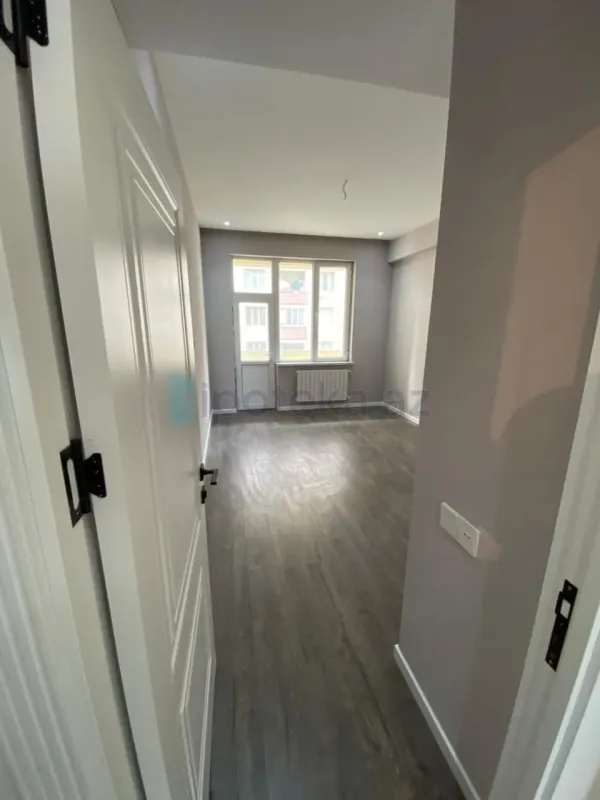 Satılır 3 otaqlı yeni tikili 115 m²