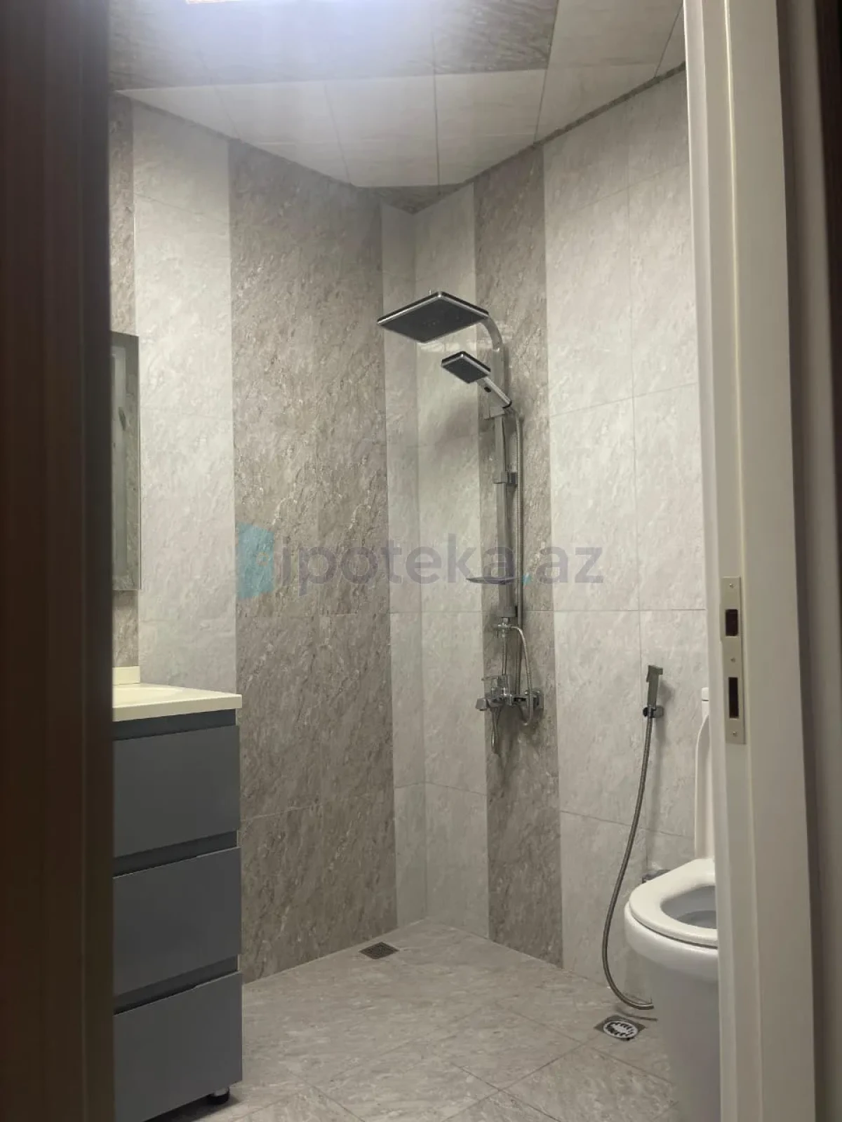 Satılır 2 otaqlı yeni tikili 56 m²