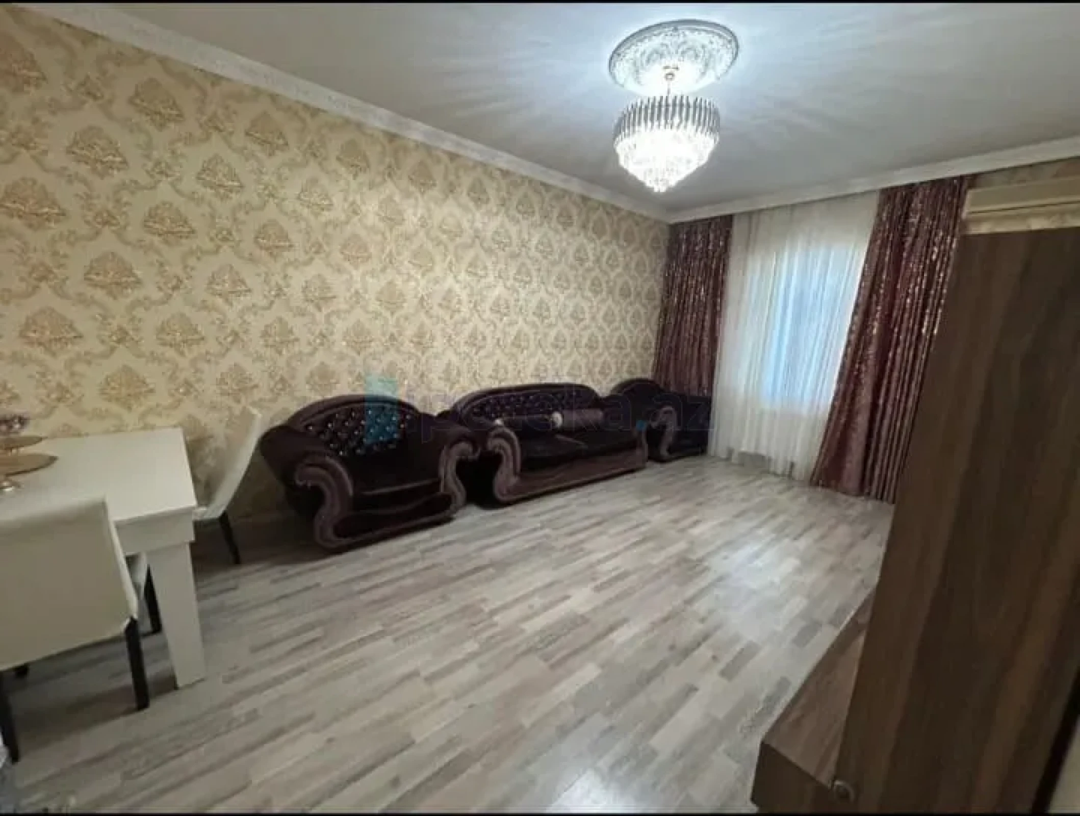 Satılır 4 otaqlı həyət evi 130 m²