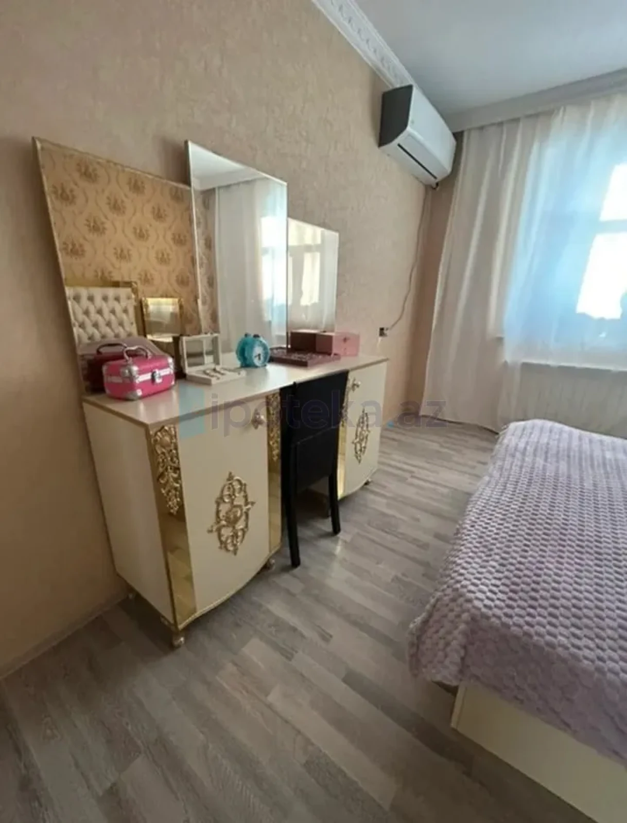 Satılır 4 otaqlı həyət evi 130 m²