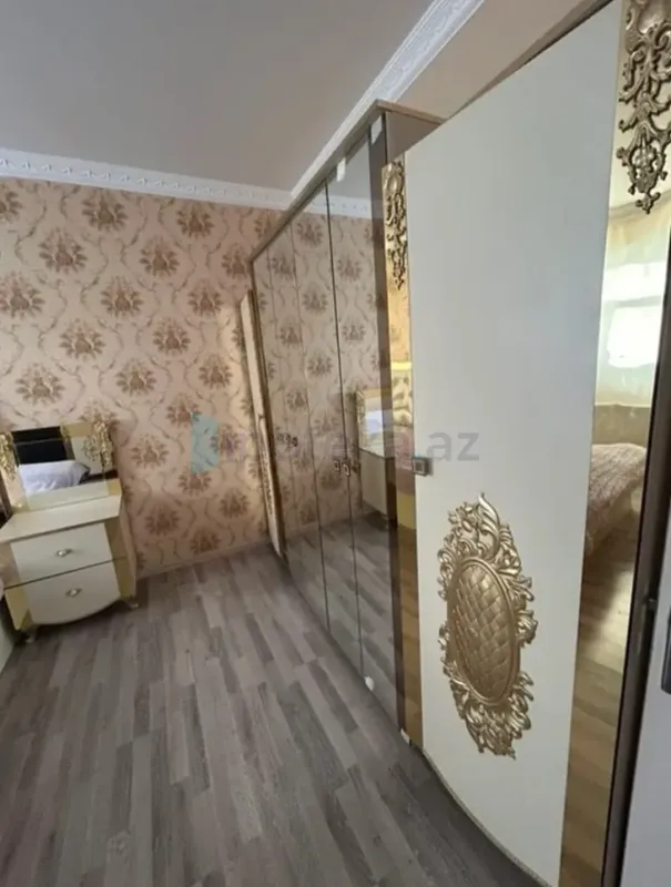 Satılır 4 otaqlı həyət evi 130 m²