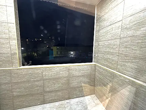 Satılır 3 otaqlı köhnə tikili 70 m²