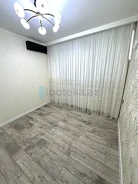 Satılır 3 otaqlı köhnə tikili 70 m²