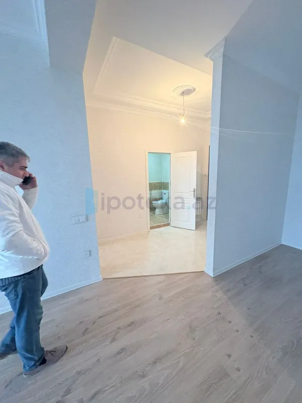 Satılır 2 otaqlı yeni tikili 72.8 m²