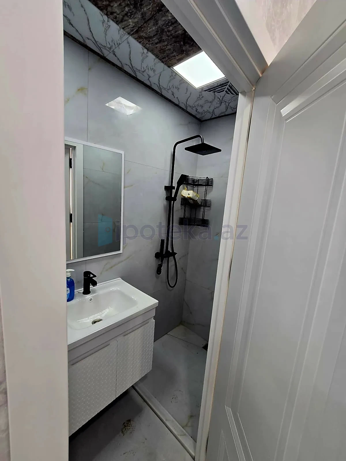 Satılır 2 otaqlı yeni tikili 53 m²