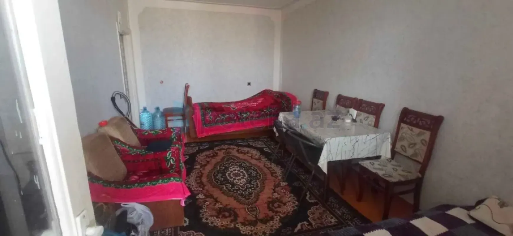 Satılır 2 otaqlı köhnə tikili 40 m²