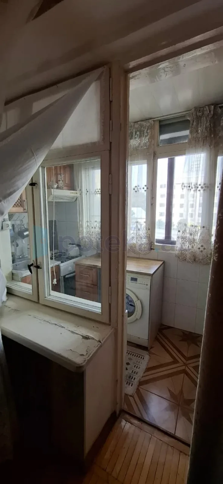 Satılır 3 otaqlı köhnə tikili 65 m²