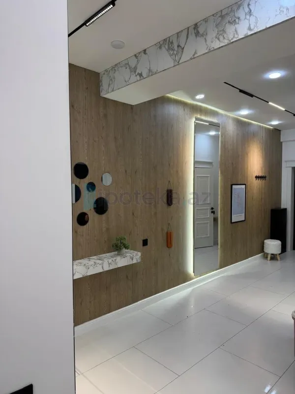 Satılır 3 otaqlı yeni tikili 120 m²
