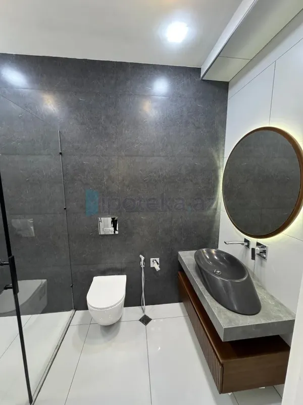 Satılır 3 otaqlı yeni tikili 120 m²