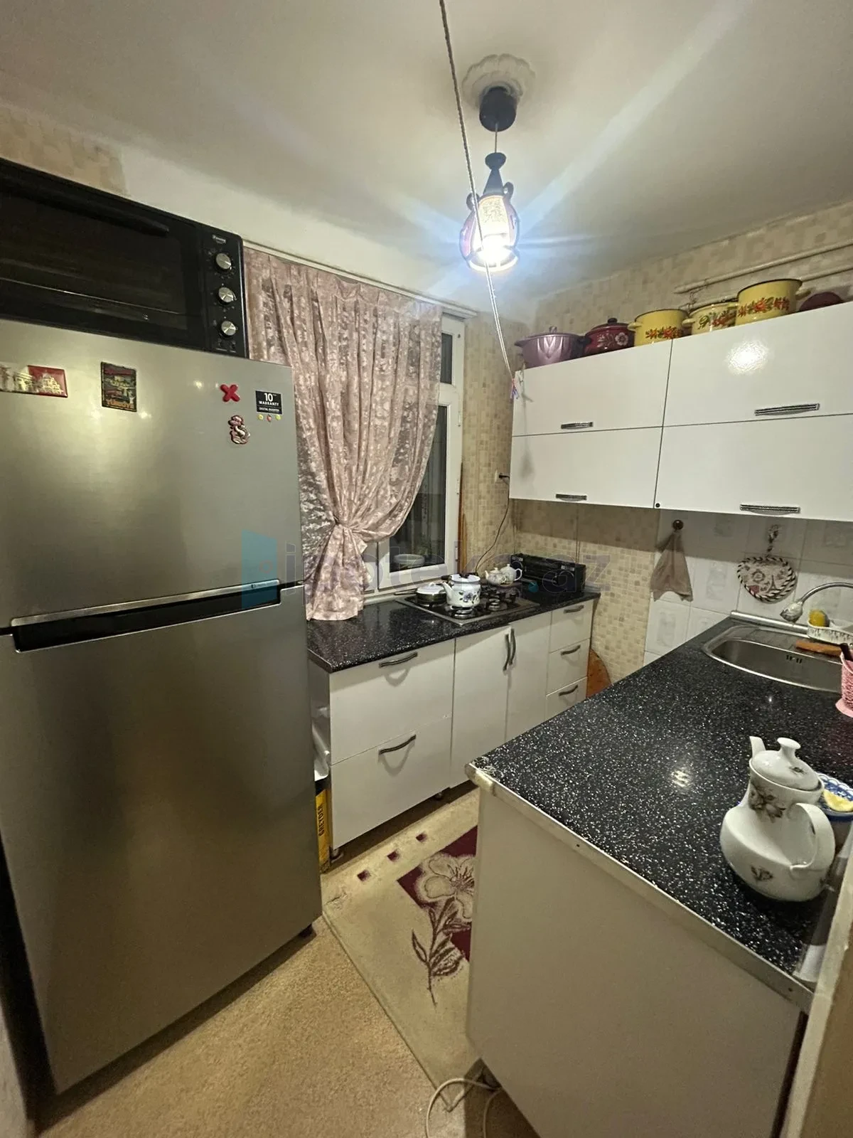 Satılır 2 otaqlı köhnə tikili 60 m²