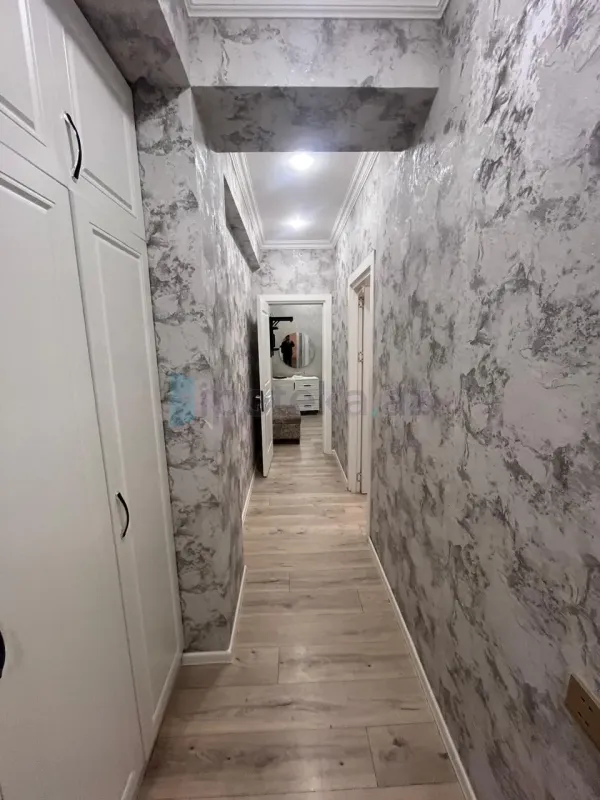 Satılır 3 otaqlı yeni tikili 82 m²