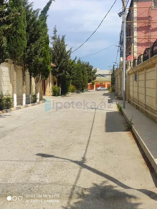 Satılır 7 otaqlı həyət evi 440 m²