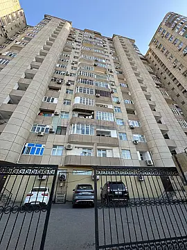 Satılır 3 otaqlı yeni tikili 100 m²