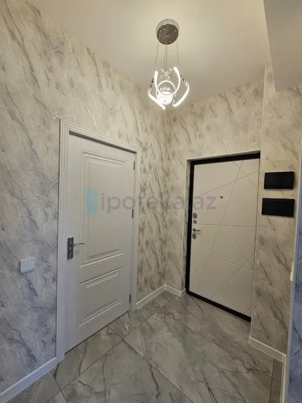Satılır 3 otaqlı yeni tikili 84 m²
