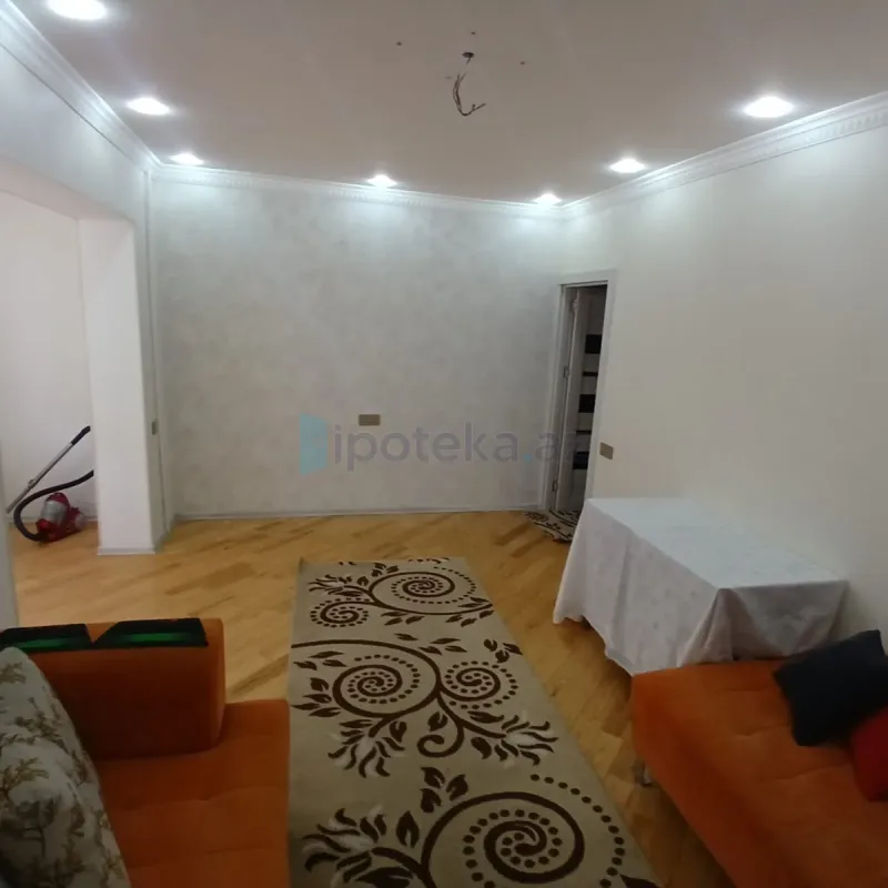 Satılır 2 otaqlı köhnə tikili 52.62 m²