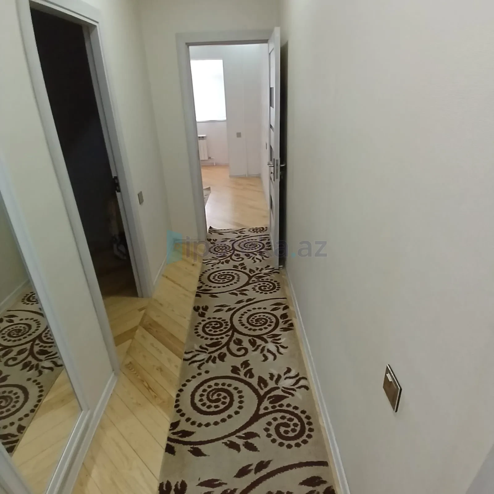 Satılır 2 otaqlı köhnə tikili 52.62 m²