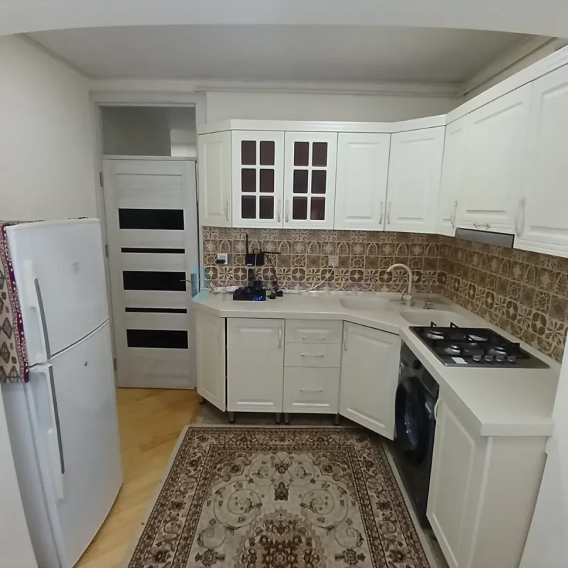 Satılır 2 otaqlı köhnə tikili 52.62 m²