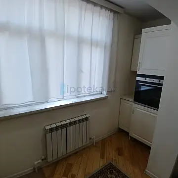 Satılır 2 otaqlı köhnə tikili 52.62 m²