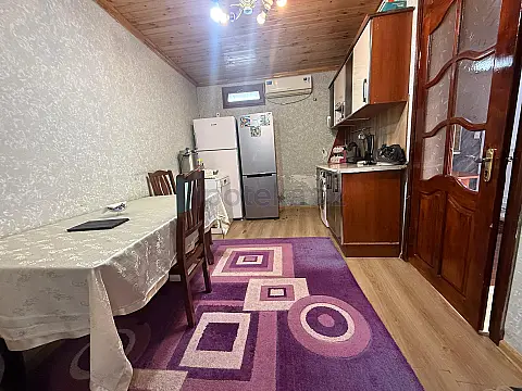 Satılır 6 otaqlı həyət evi 130 m²