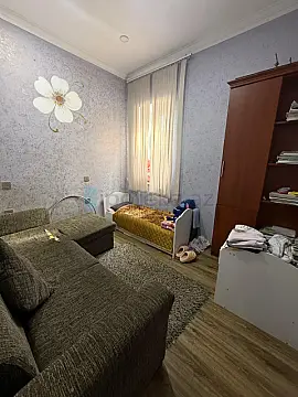 Satılır 6 otaqlı həyət evi 130 m²