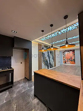 Satılır 3 otaqlı yeni tikili 100 m²