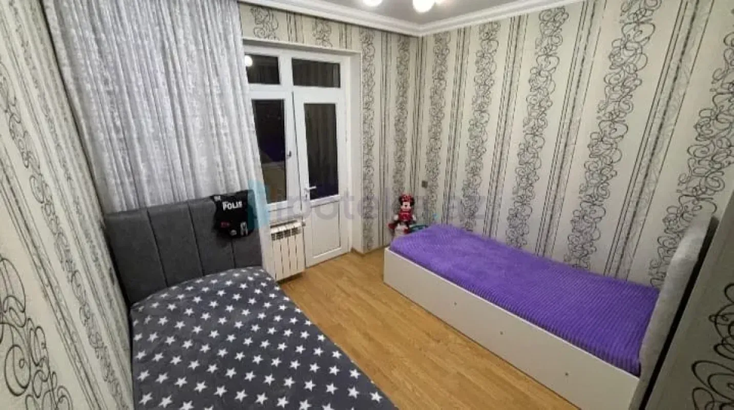 Satılır 4 otaqlı yeni tikili 75 m²